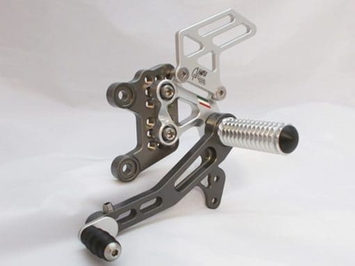 Giamoto Aprila RSV4 AKRA style Rearset - Image 2