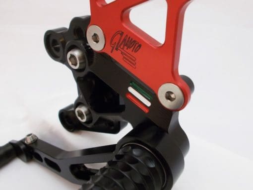 Giamoto Aprila RSV4 RF rearsets - Black and Red - Image 7
