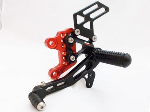 Giamoto Aprila RSV4 Red and Black Rearsets - Image 2