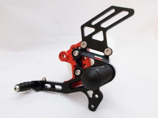 Giamoto Aprila RSV4 Red and Black Rearsets - Image 7