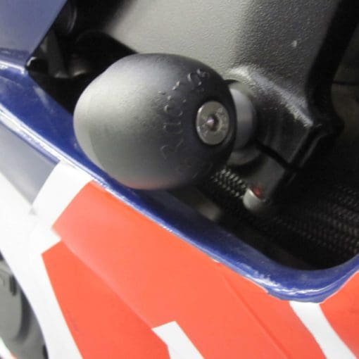 GB Racing Bullet Frame Slider Set GSXR1000 K5 - K8 - RACE FS-GSXR1000-K5-R - Image 2