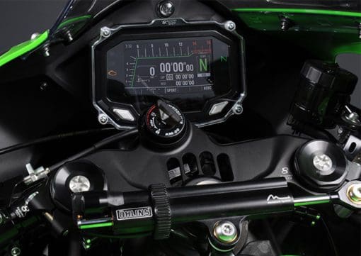 Bonamici Racing Aluminium TOP TRIPLE CLAMP Kawasaki ZX-10R Street 2016/> -SILVER - Image 5